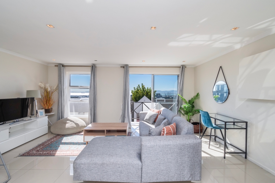 2 Bedroom Property for Sale in Green Point Western Cape